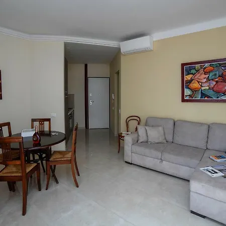 Sant'agostino's House Специя
