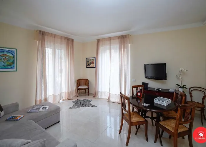 Sant'agostino's House شقة *